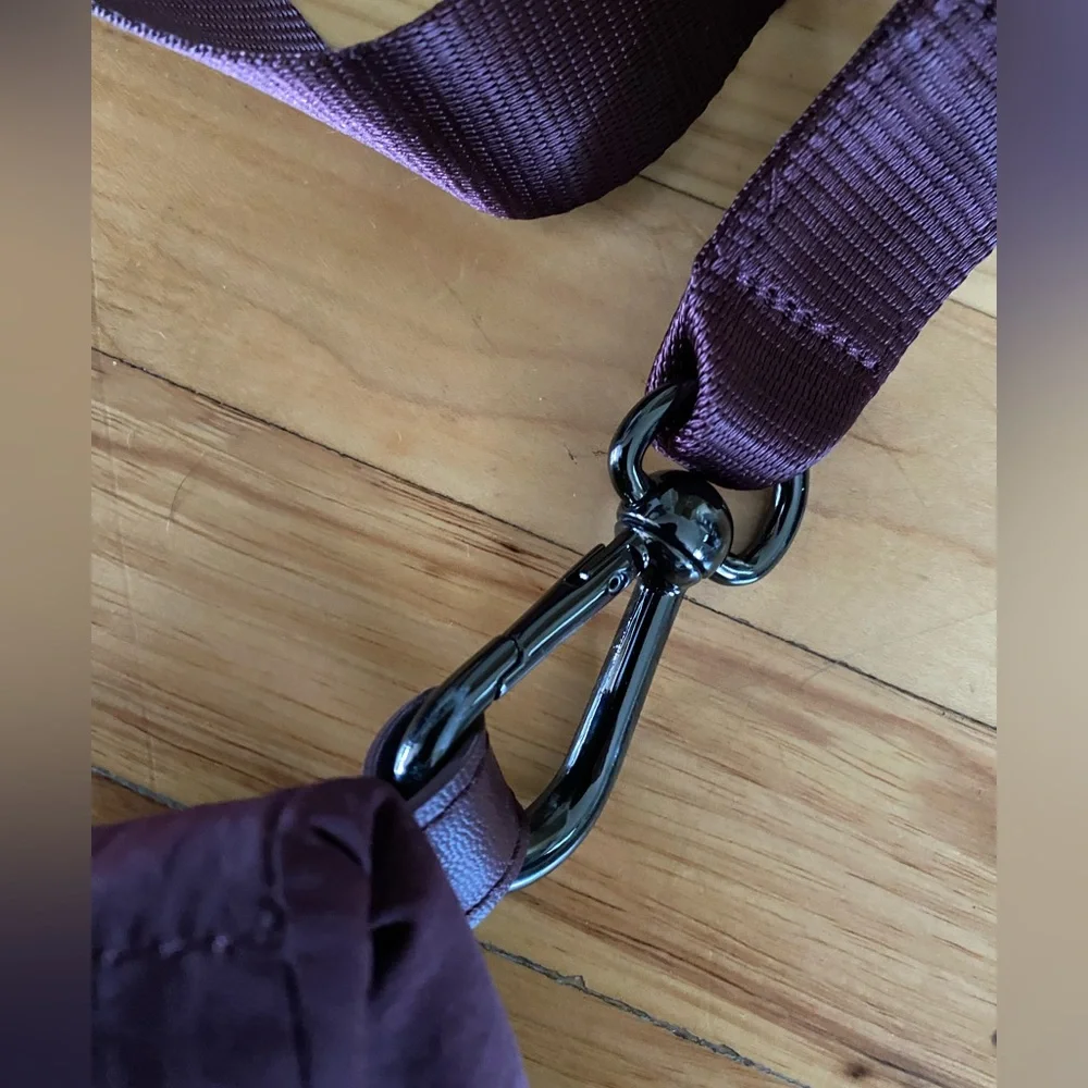 Lululemon Festival Bag, 10L, like new - Picture 6 of 12